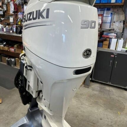 2020 Suzuki 90 HP EFI Outboard Motor with Power Trim and Tilt
